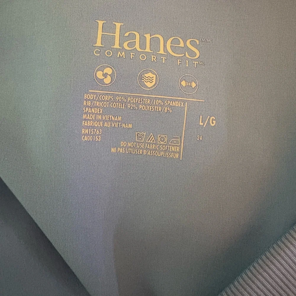 Scrub Set - Picture 2 of 3